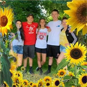 Meet your Posher, Easton